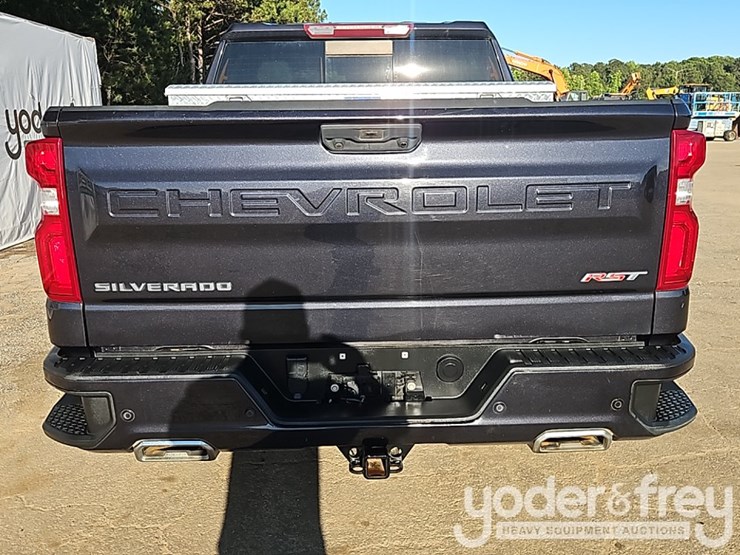 2022-chevrolet-silverado-1500-image-18