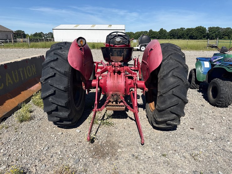 massey-ferguson-230-image-6