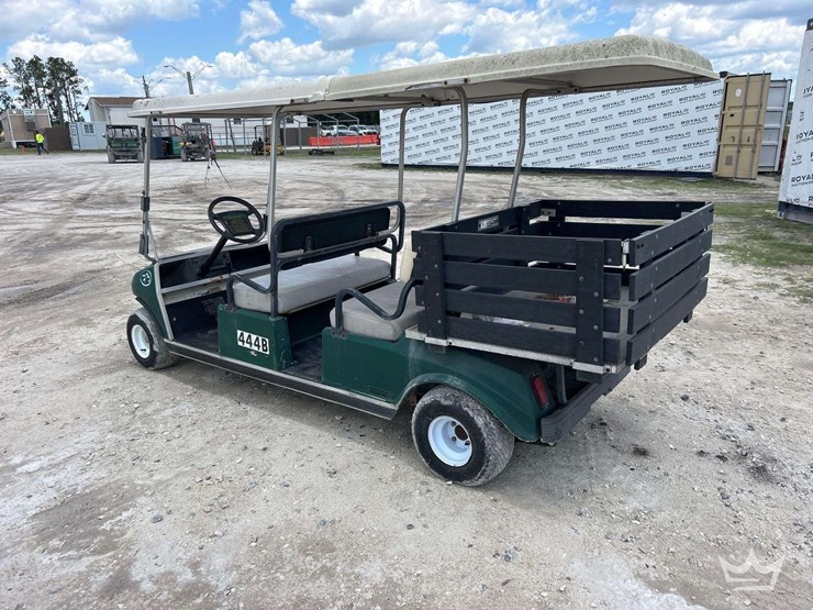 1999-club-car-carryall-electric-utility-cart-image-4