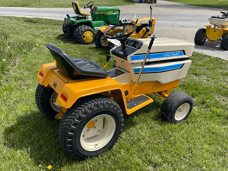 1975-international-cub-image-5