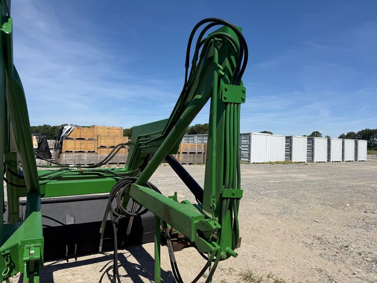 john-deere-4040-image-12