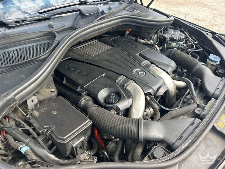 2013-mercedes-benz-gl450-image-8
