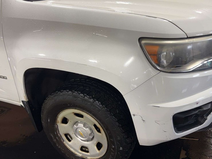 2015-chevrolet-colorado-image-26