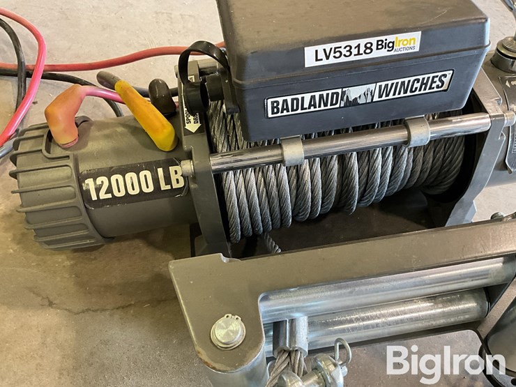 badlands-12,000lb-trailer-mounted-winch-image-10