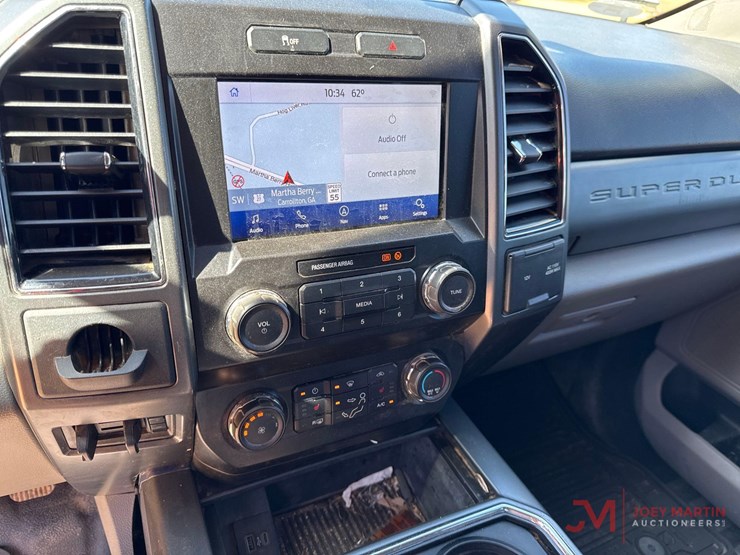 ford-f350-xlt-image-18