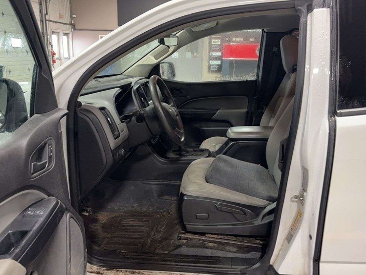 2015-chevrolet-colorado-image-9