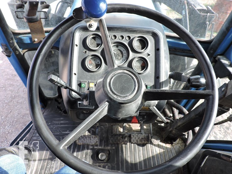 ford-7710-image-8