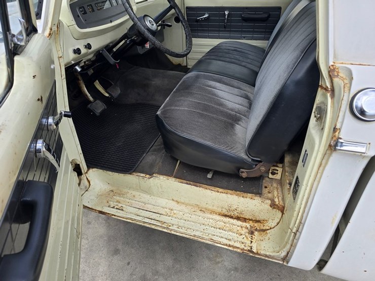 #30-•-1965-dodge-d100-pick-up-truck-image-16