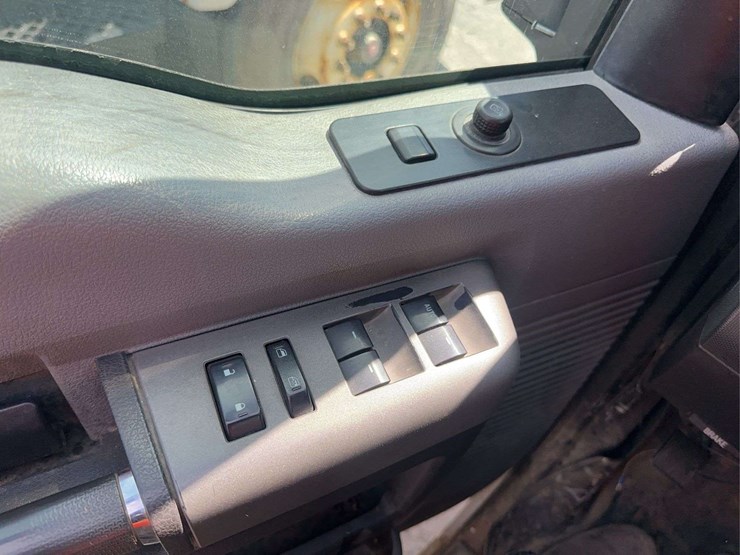 2012-ford-f250-xlt-image-29
