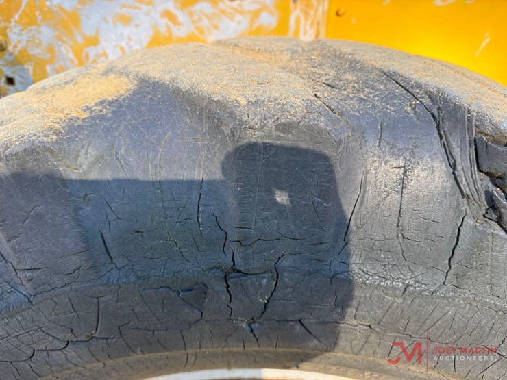 caterpillar-12g-image-13