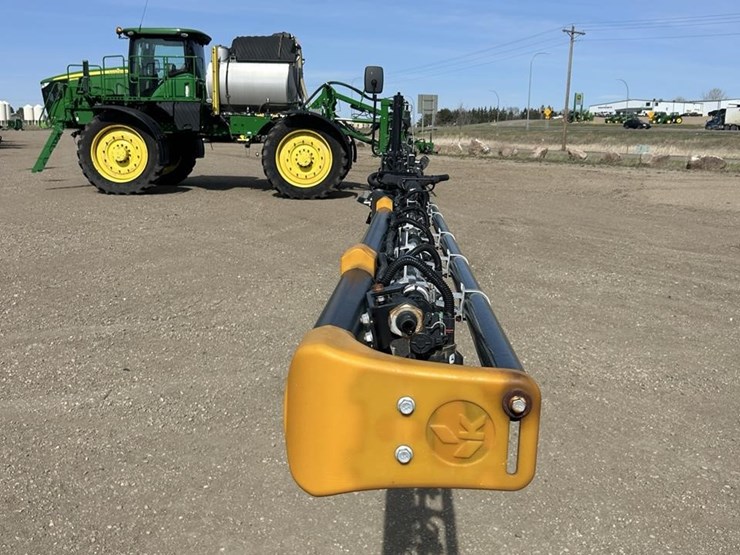 2020-john-deere-r4045-image-72