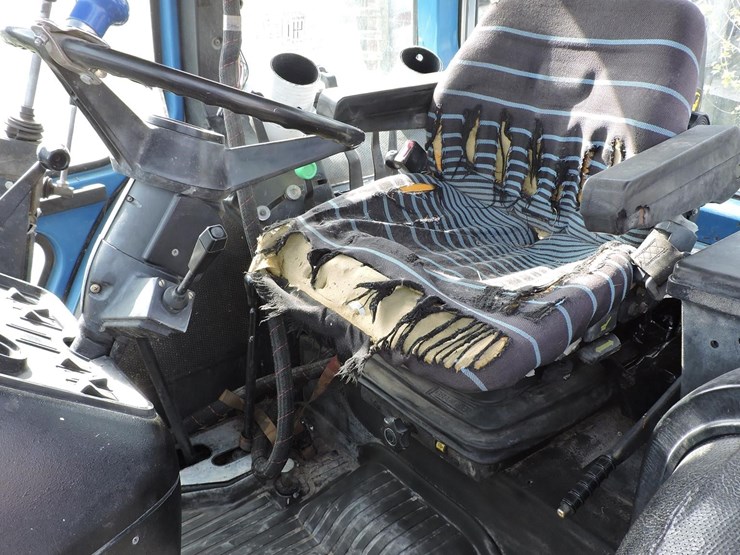 ford-7710-image-7