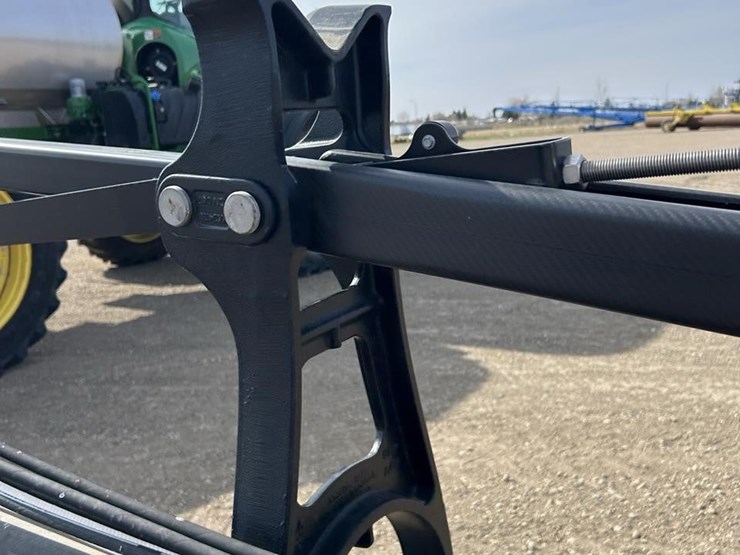 2020-john-deere-r4045-image-103
