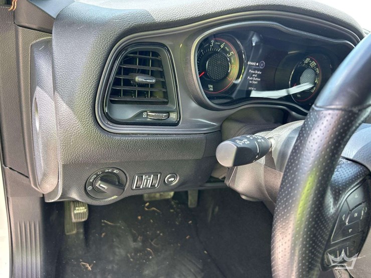 2023-dodge-challenger-coupe-image-13