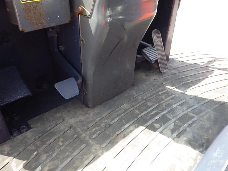 kubota-r420st-wheel-loader-image-28