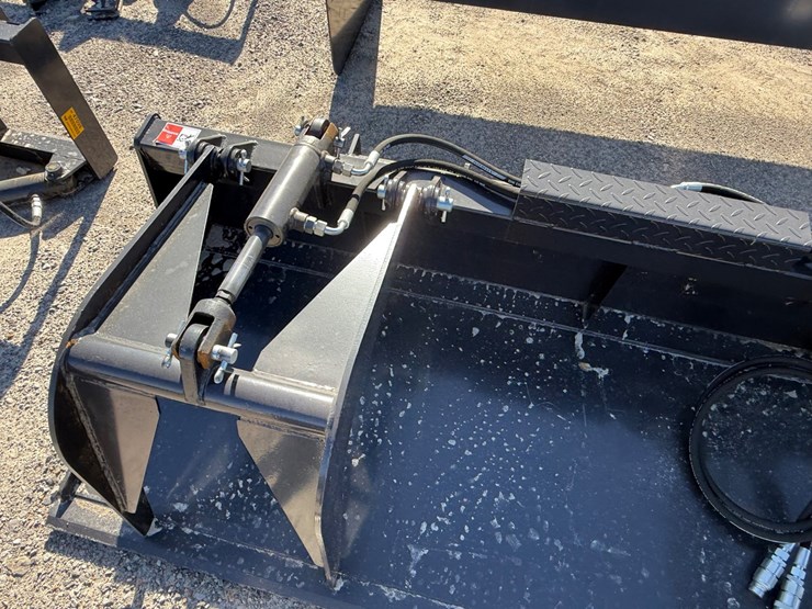 #2080-•-unused-jct-skid-steer-grapple-bucket-inv#-47069-image-5