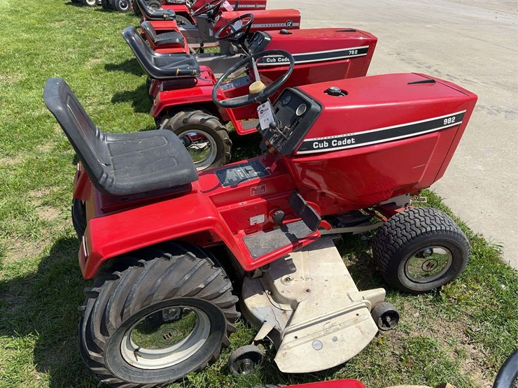 1980-international-cub-image-16