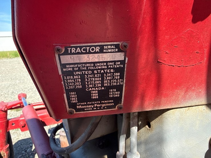 massey-ferguson-230-image-17