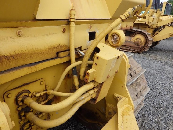 2011-caterpillar-d7e-image-9