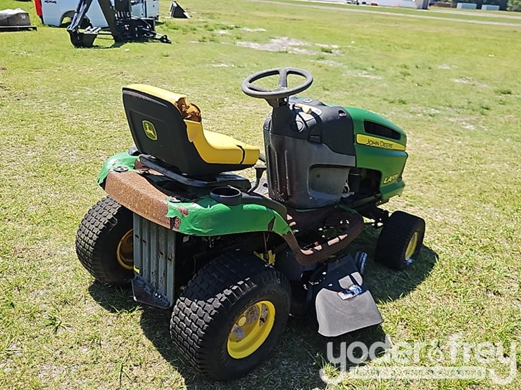 john-deere-1050-image-4