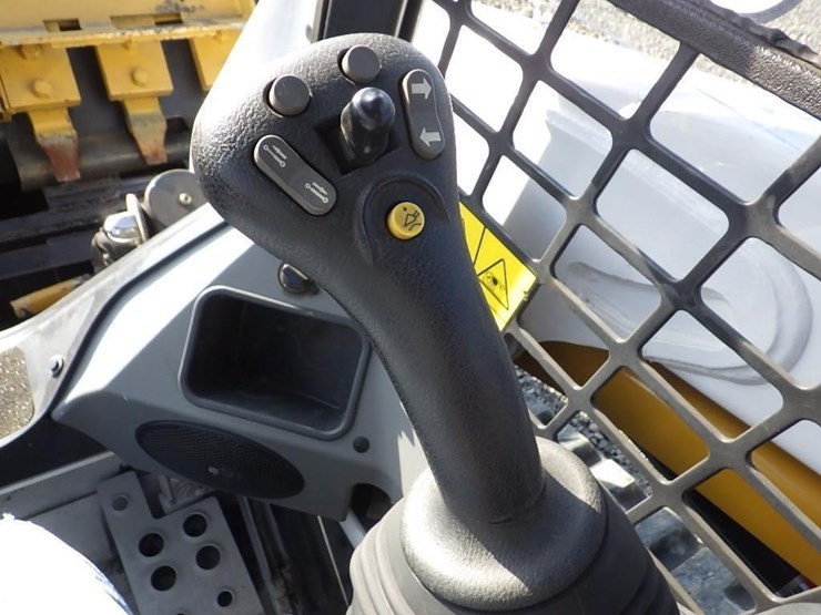 2022-bobcat-t550-image-39