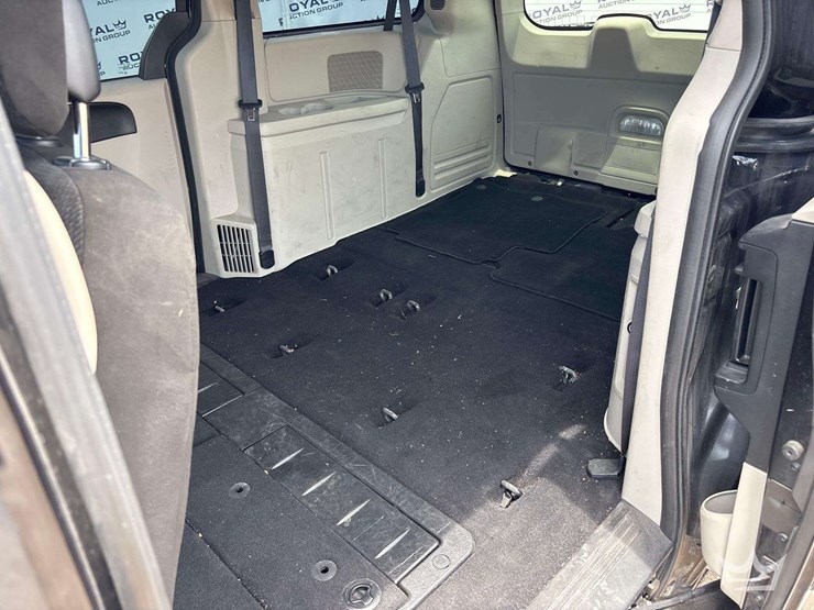 2017-dodge-grand-caravan-image-20
