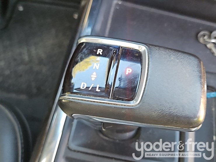 2022-chevrolet-silverado-1500-image-42