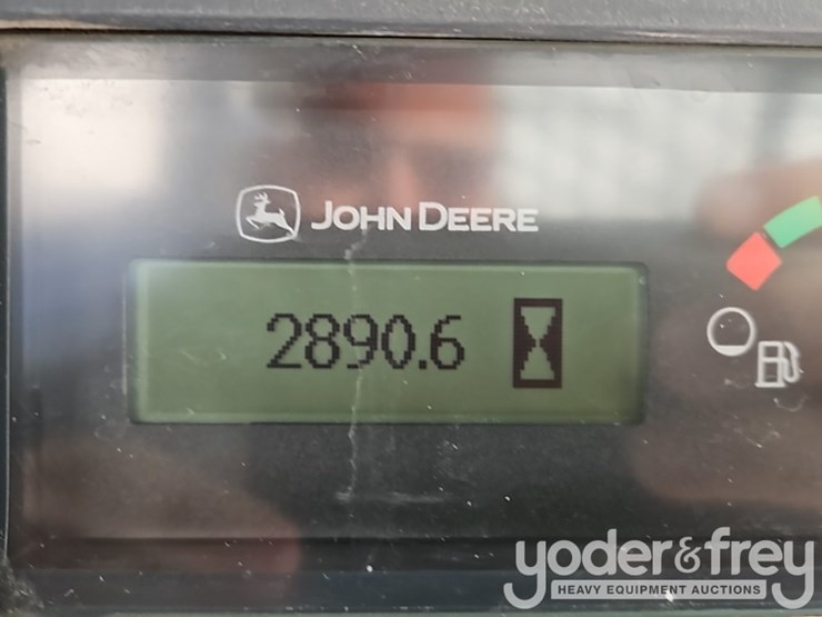 2021-deere-331g-image-24
