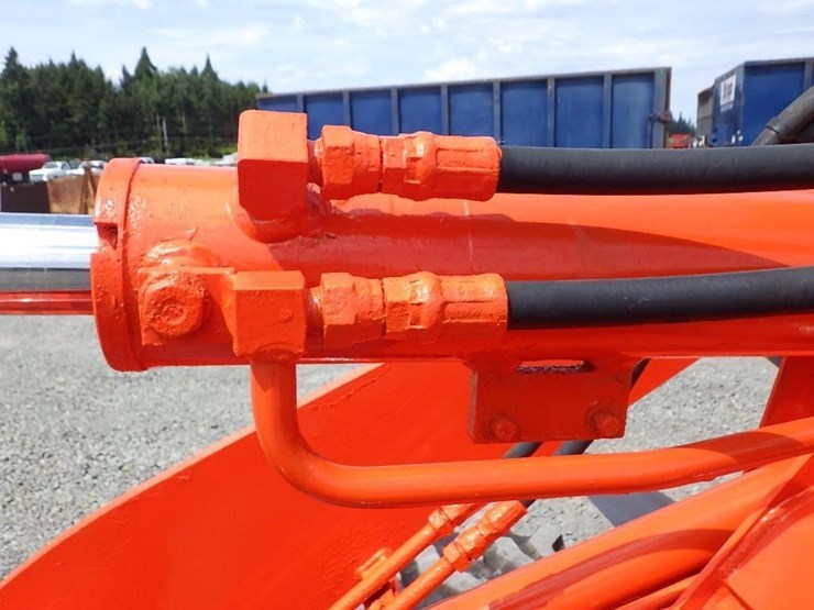 kubota-r420st-wheel-loader-image-21