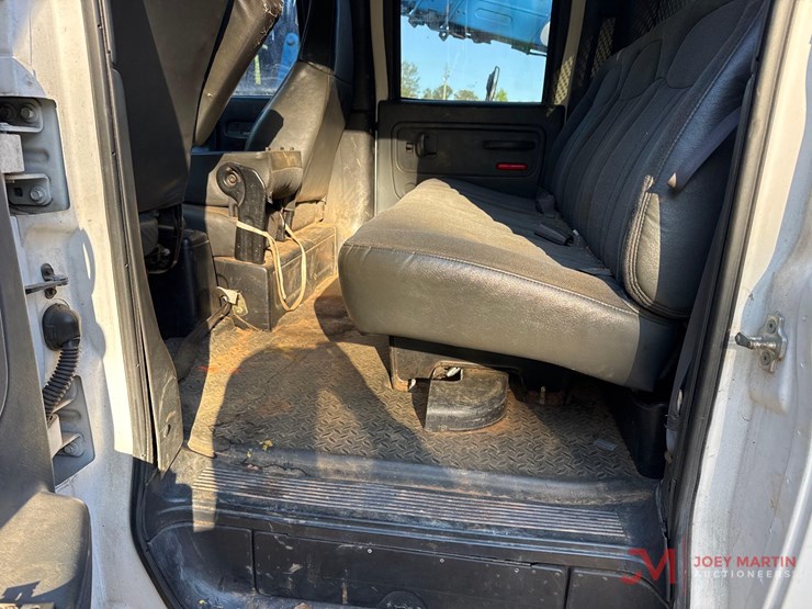 2006-chevrolet-kodiak-c5500-image-22