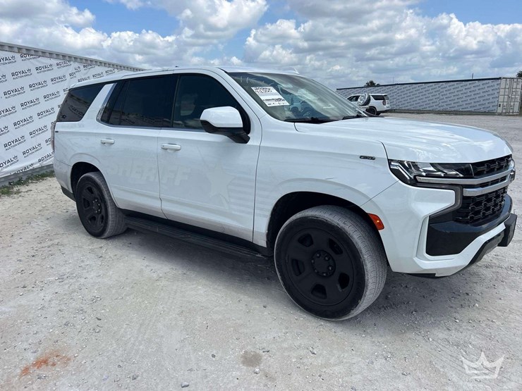 2022-chevrolet-tahoe-image-2