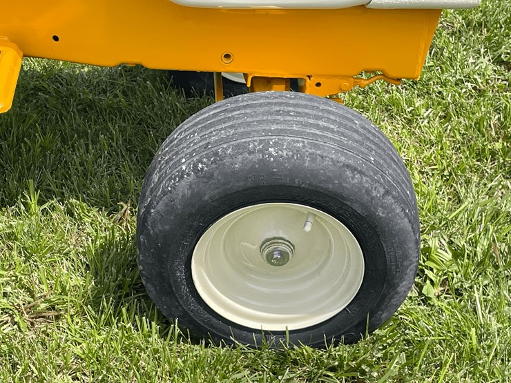 1975-international-cub-image-31