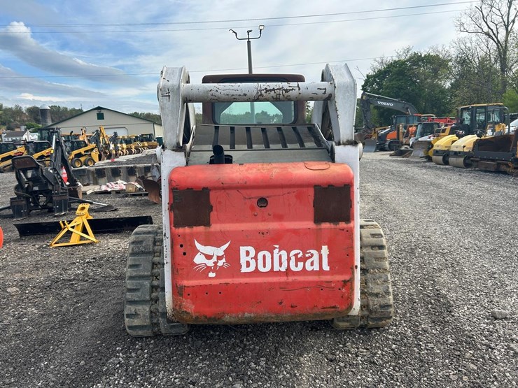 bobcat-t300-image-3
