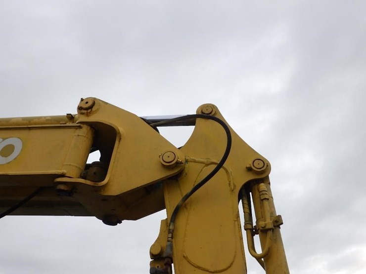kobelco-hydraulic-excavator-image-25