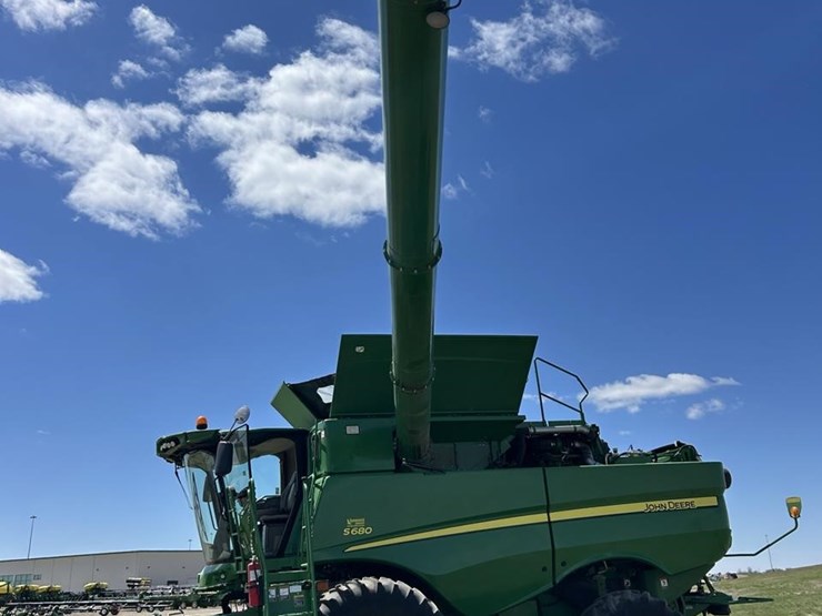2016-john-deere-s680-image-140
