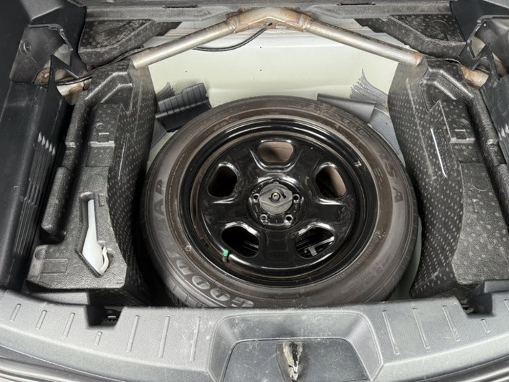 2018-ford-explorer-image-18