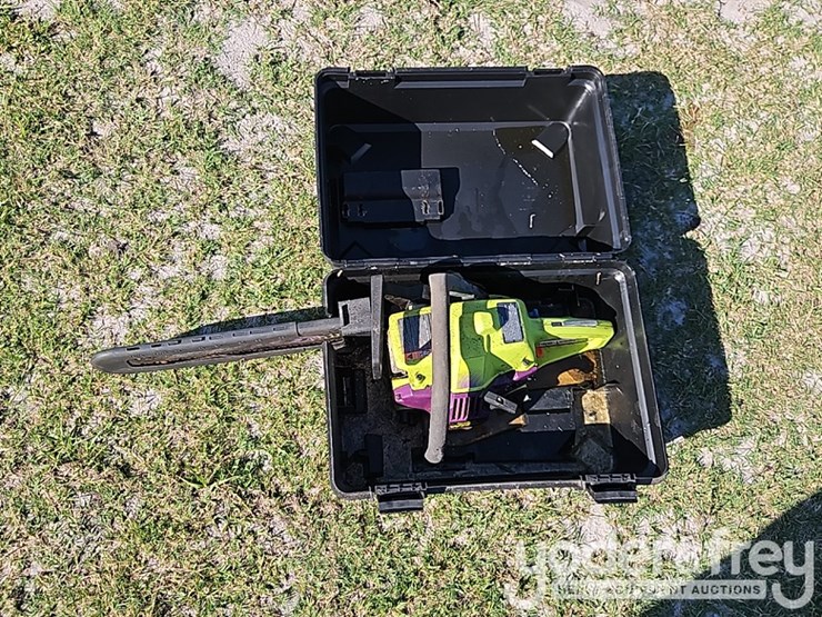 poulan-wildthing-chainsaw-2375-le-image-4
