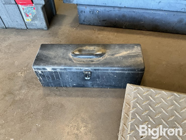 toolboxes-image-10