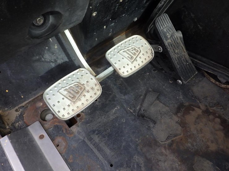 2015-jcb-525-60-image-25