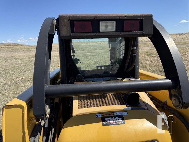 deere-250-image-21