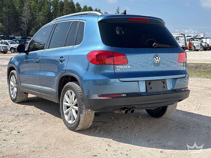 2017-volksagen-tiguan-suv-image-4