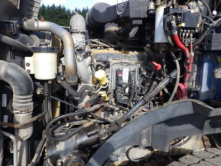 2014-caterpillar-ct660-image-22