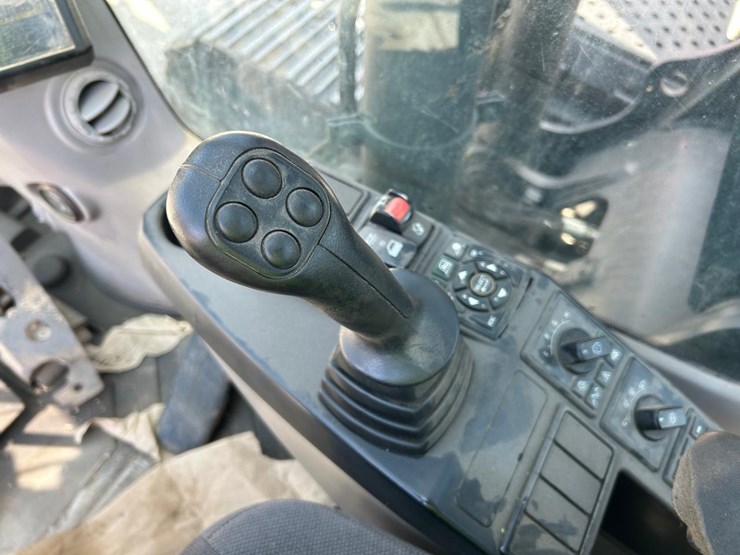 2021-volvo-ec140el-image-24