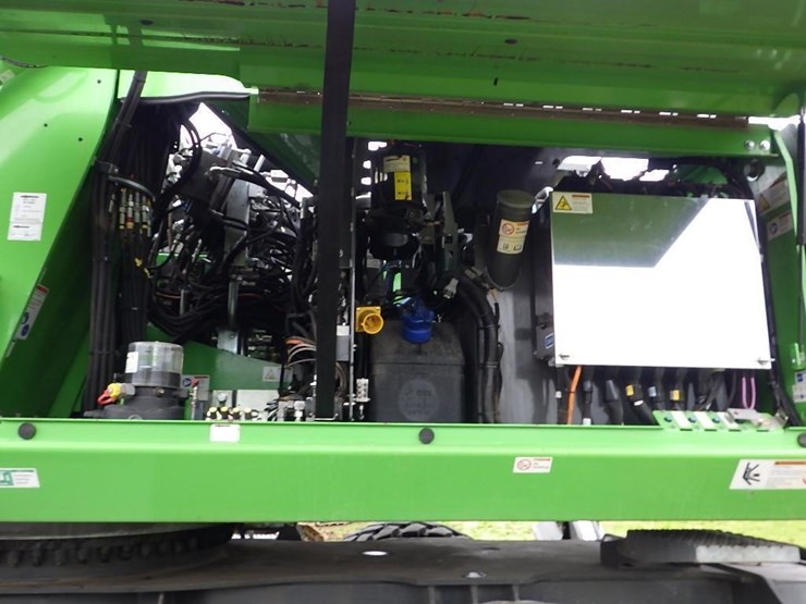 sennebogen-738e-tree-handler-image-14