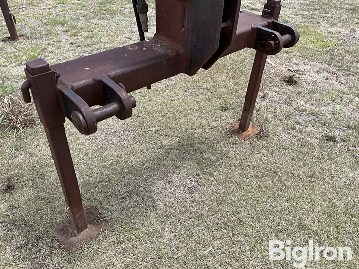 shop-built-3-pt-10’-hydraulic-hoist-image-9
