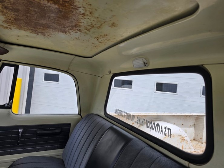 #30-•-1965-dodge-d100-pick-up-truck-image-22