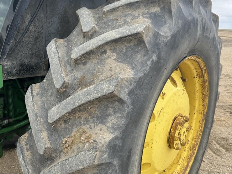 john-deere-4455-image-18