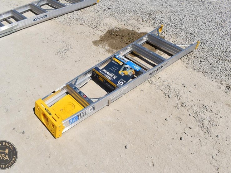 werner-step-ladder-44953-image-3