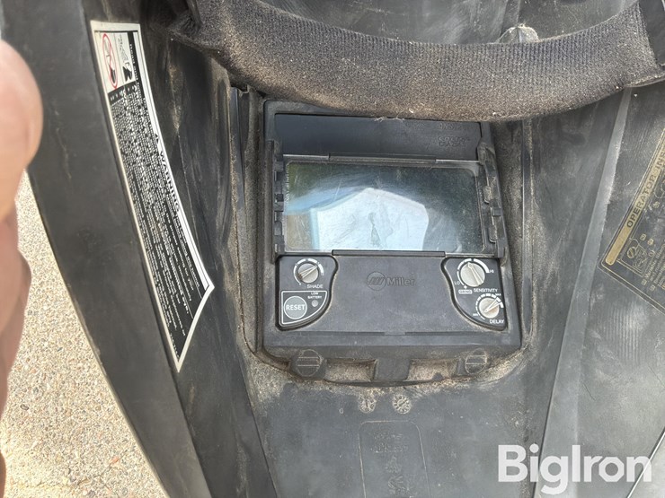 miller-millermatic-350p-welder-image-14