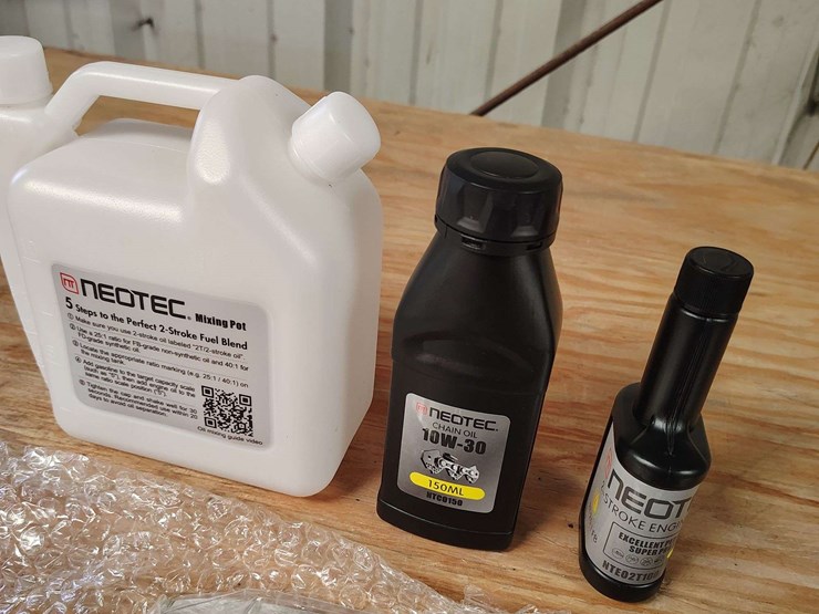 neotec-ncs5800-gas-chainsaw-kit-–-25:1-fuel-mix-–-20"-&-18"-bars-(unassembled)-(new/unused)-image-18